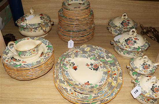 A Royal Doulton New Chantilly pattern dinner service,